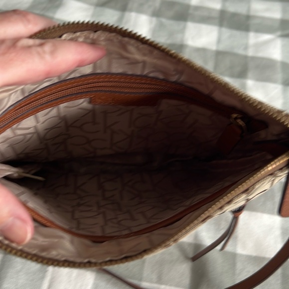 Calvin Klein Crossbody Bag - Picture 5 of 5